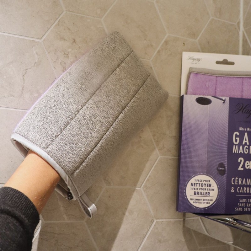 Microfibre glove for ceramics and tiles